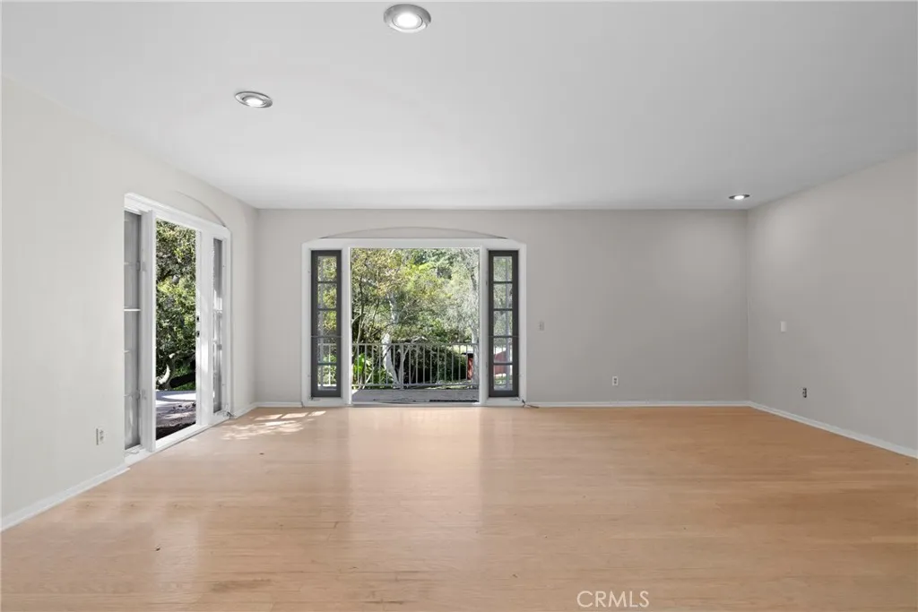 Additional image 72 of 809 Highland Drive, La Canada Flintridge, CA 91011