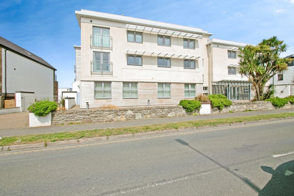 Additional image 42 of 3 bed flat for salePentire Avenue, Pentire, Newquay, Cornwall TR7