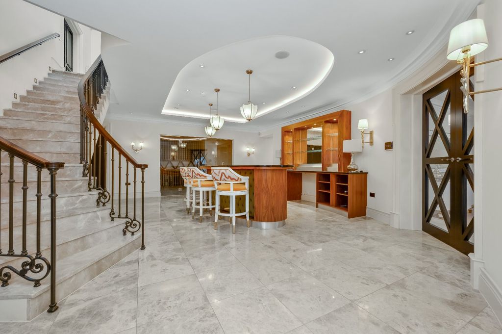 Additional image 7 of 6 bed detached house for saleCavendish Road, St George's Hill, Weybridge, Surrey KT13