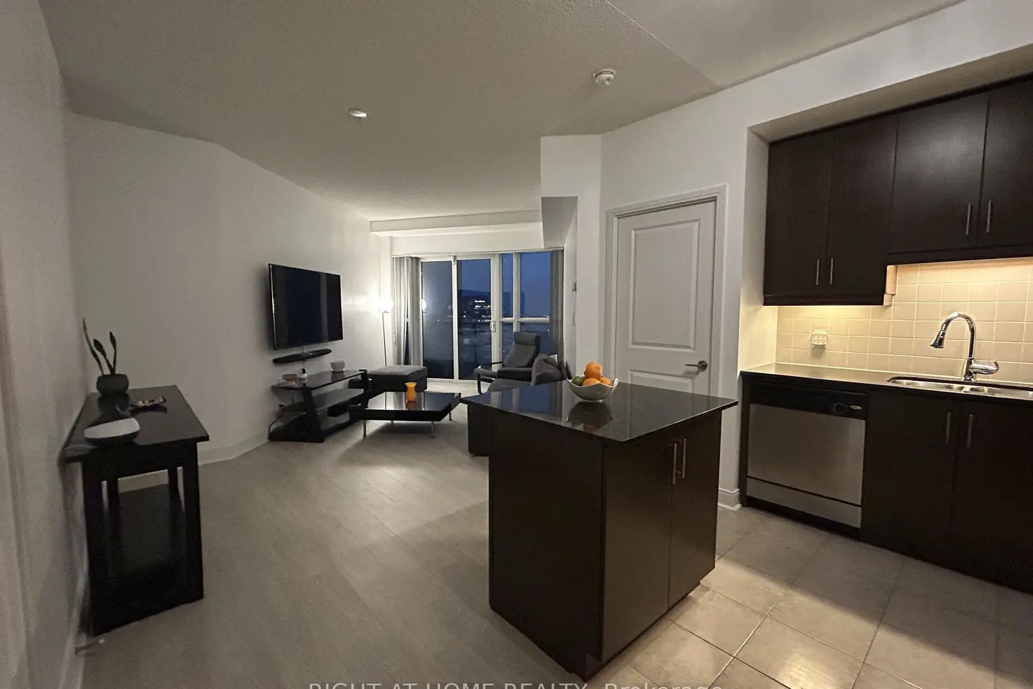 Additional image 5 of 50 Absolute Avenue 1806