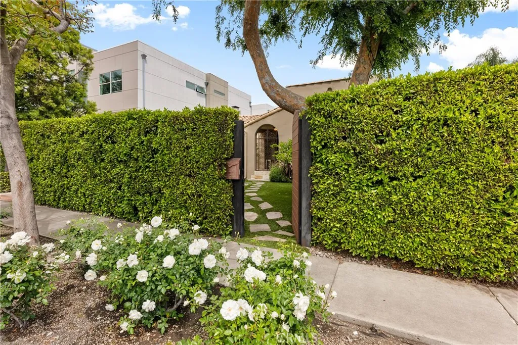 Additional image 3 of 708 Westbourne Dr, West Hollywood, CA 90069