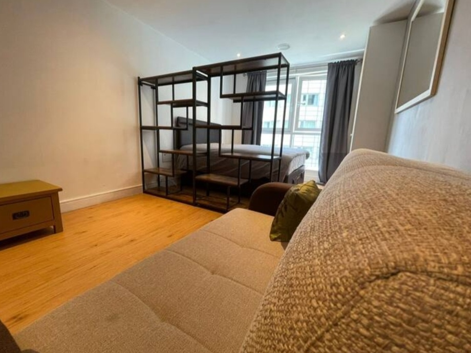 Additional image 4 of Studio Flat, Octavia House, SW6, N1 7GU