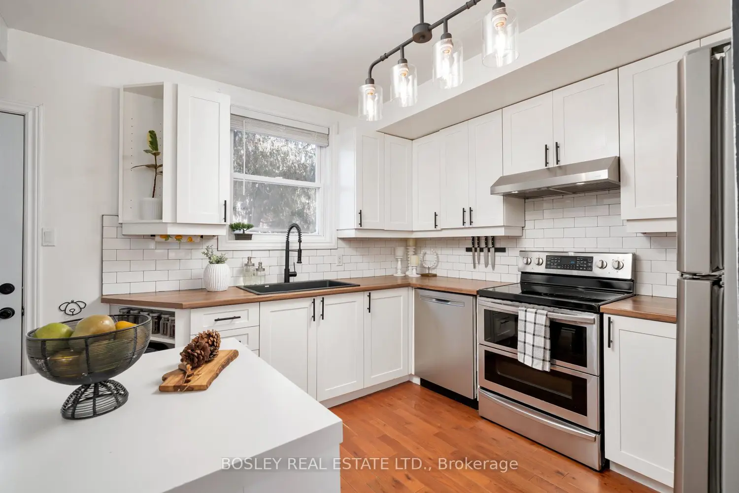 Additional image 6 of 24 Queensdale Avenue