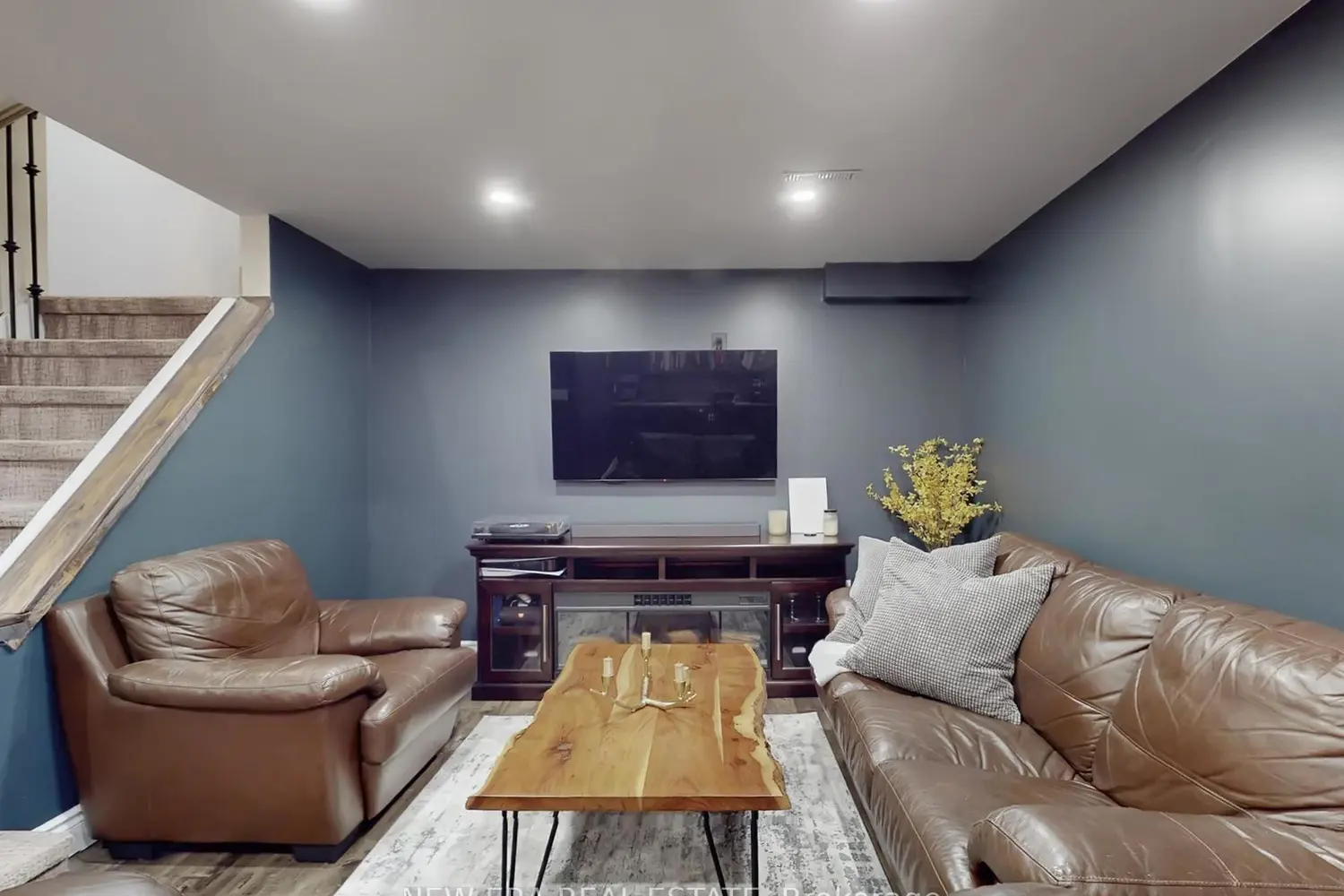 Additional image 18 of 7189 Joliette Crescent