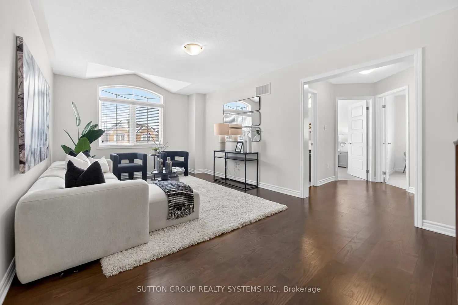 Additional image 9 of 693 Doon South Drive