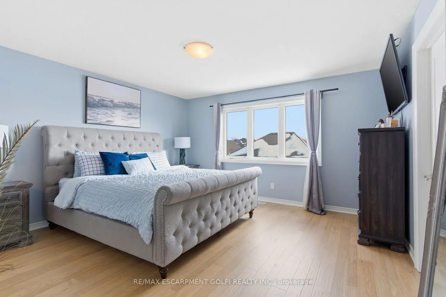 Additional image 8 of 28 Silverwood Avenue