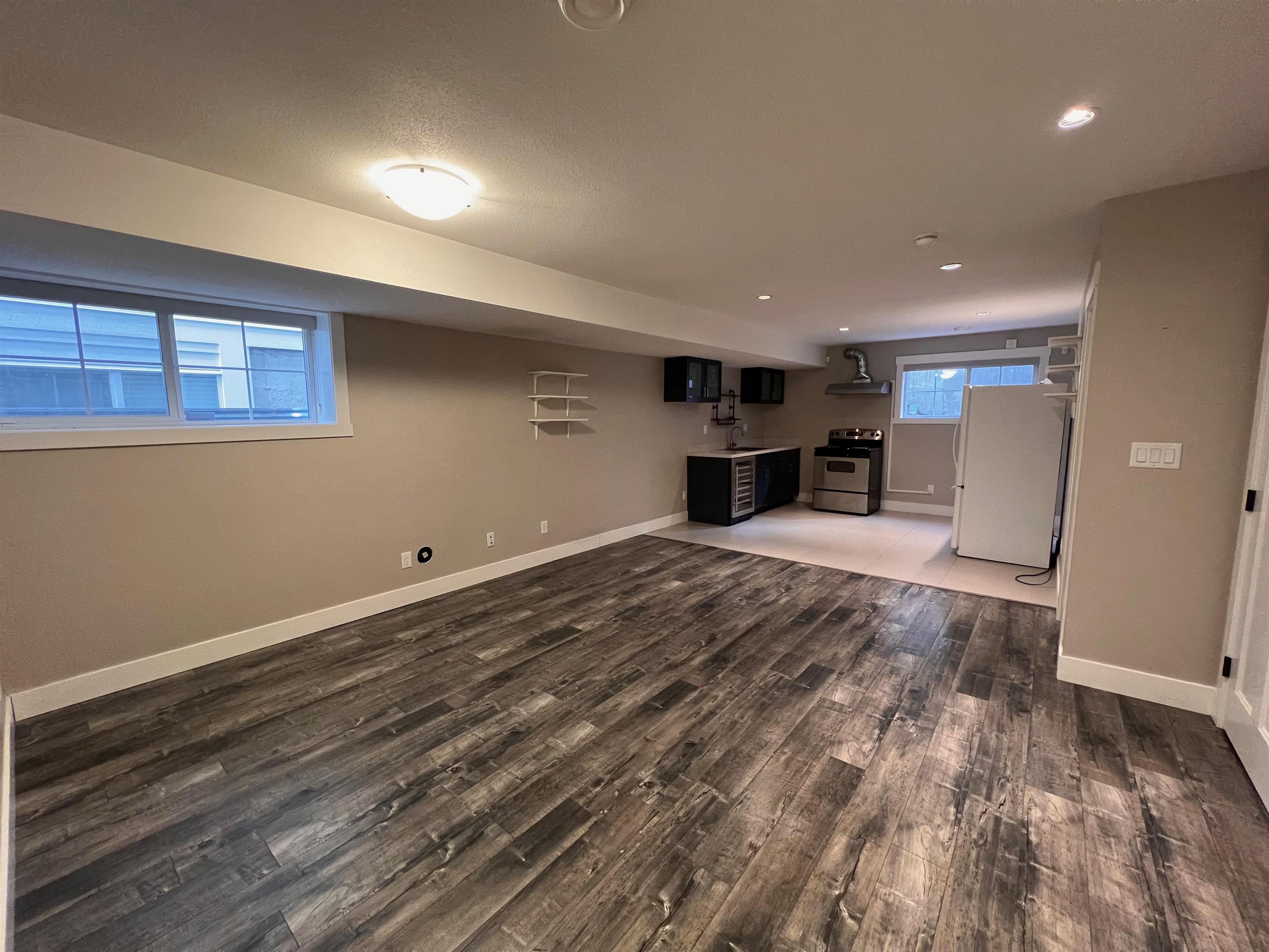 2280 164a Street, Surrey, BC, V3Z 0L8