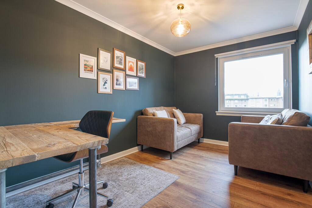 Additional image 6 of Links Road