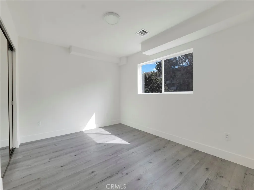 Additional image 9 of 150 S Madison Ave, Los Angeles, CA 90004