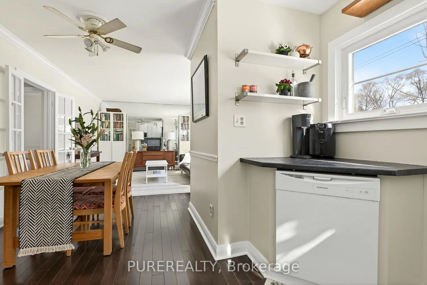 Additional image 5 of 2067 Maplewood Drive