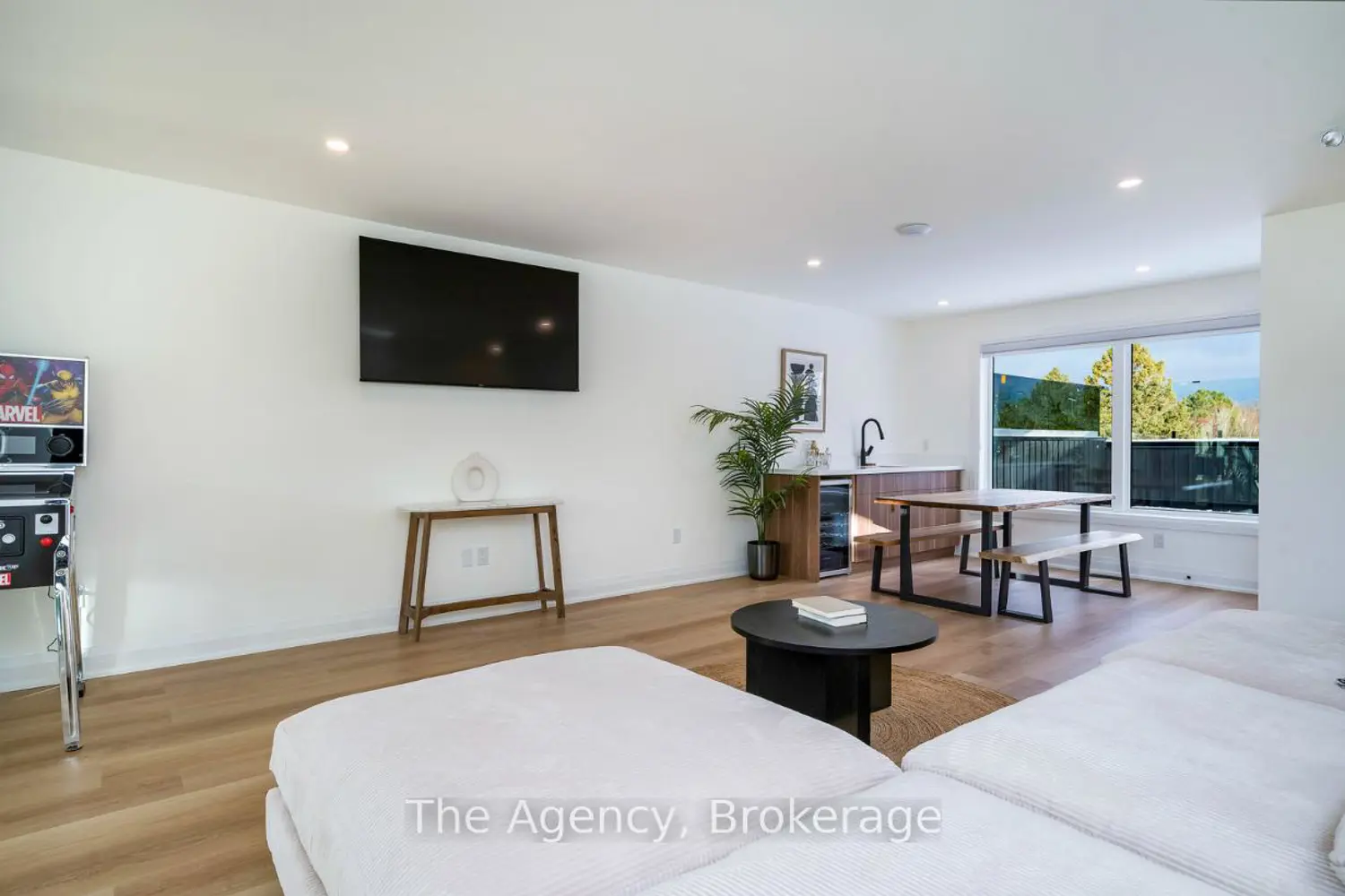 Additional image 9 of 145 Kandahar Lane 1,2,3