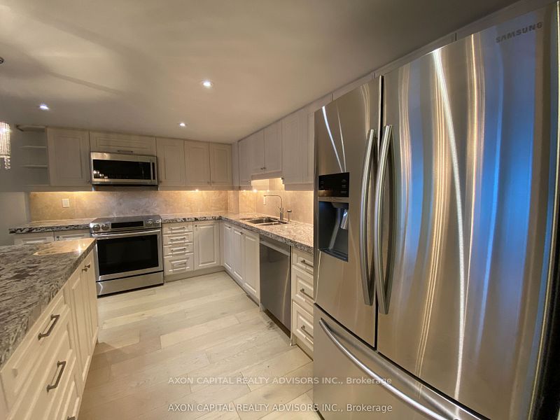 Additional image 3 of 2307-33 University Avenue, Toronto, ON, M5J 2S7