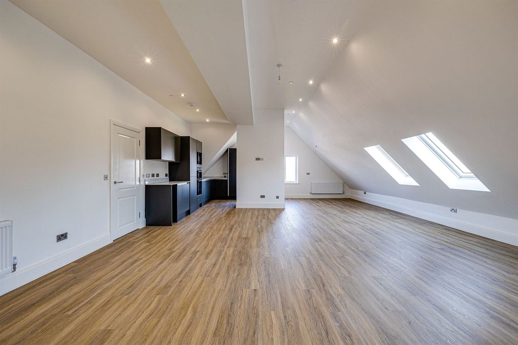 Additional image 11 of 3 bed flat for saleFerma Lane, Great Barrow CH3