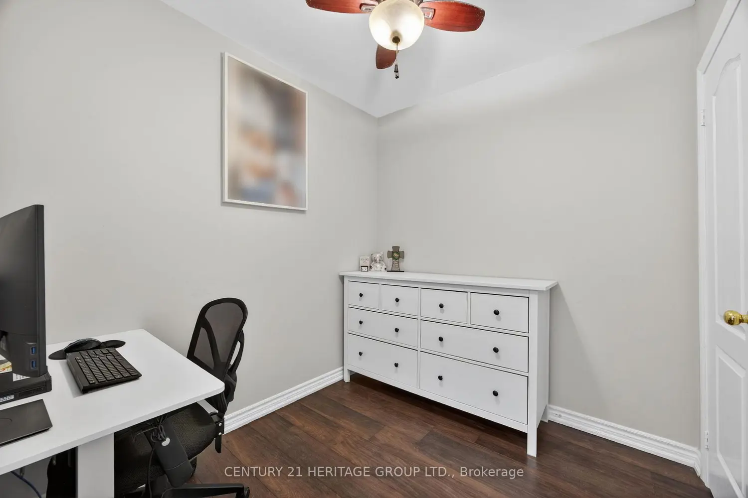 Additional image 15 of 112 Simcoe Road 214