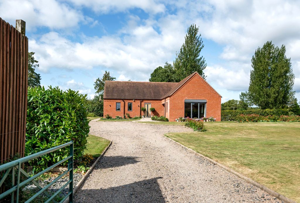 Additional image 50 of 8 bed detached house for saleFrenchlands Lane, Lower Broadheath, Worcester WR2