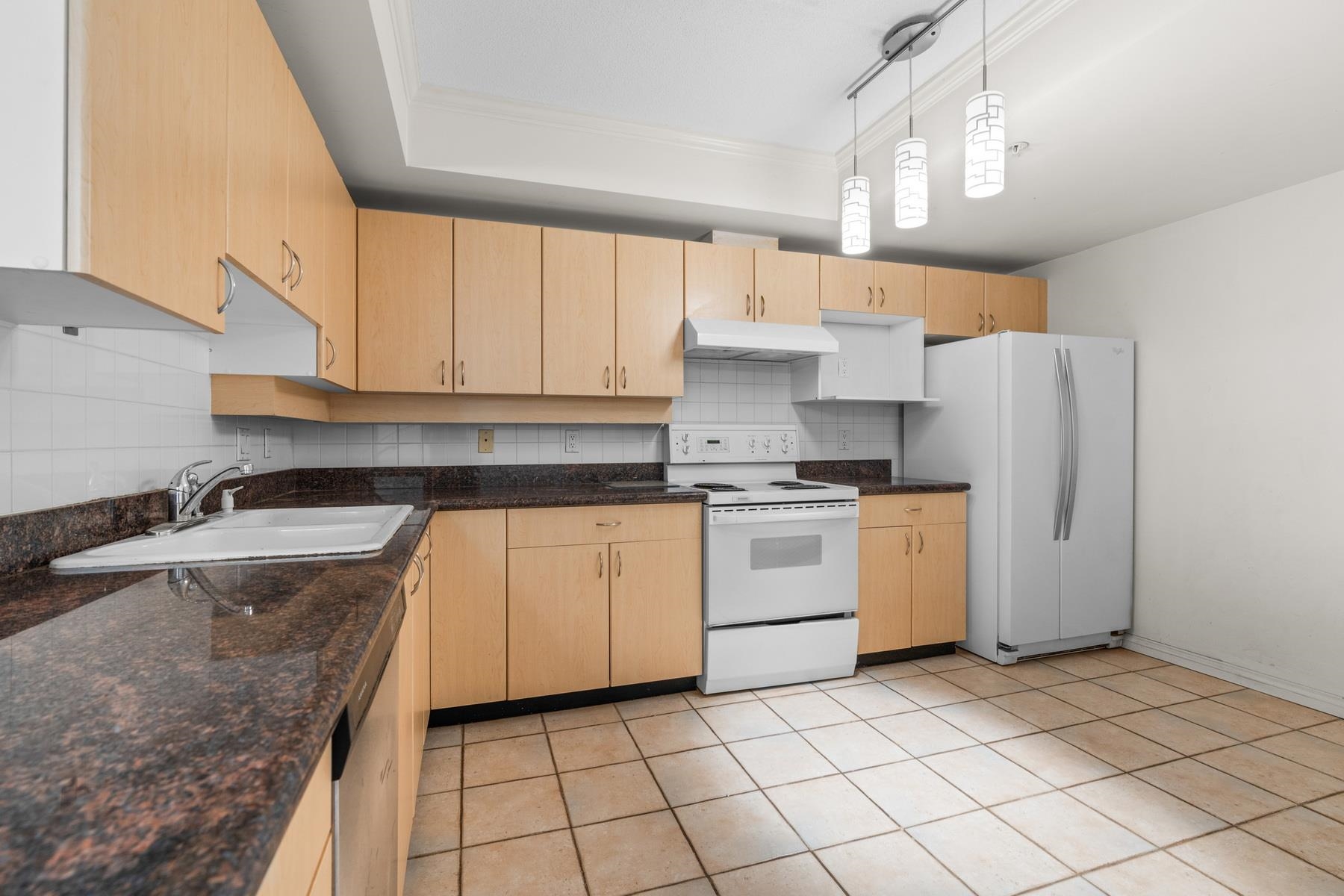 Additional image 3 of 1605-6611 Cooney Road, Richmond, BC, V6Y 4C5