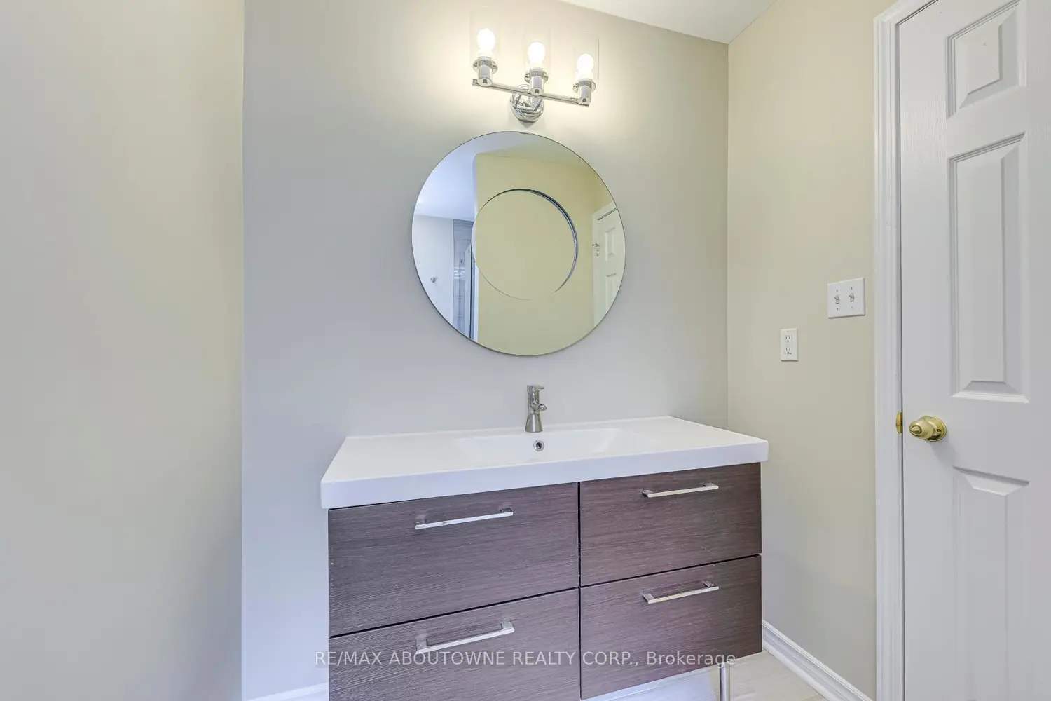 Additional image 14 of 3037 Abernathy Way