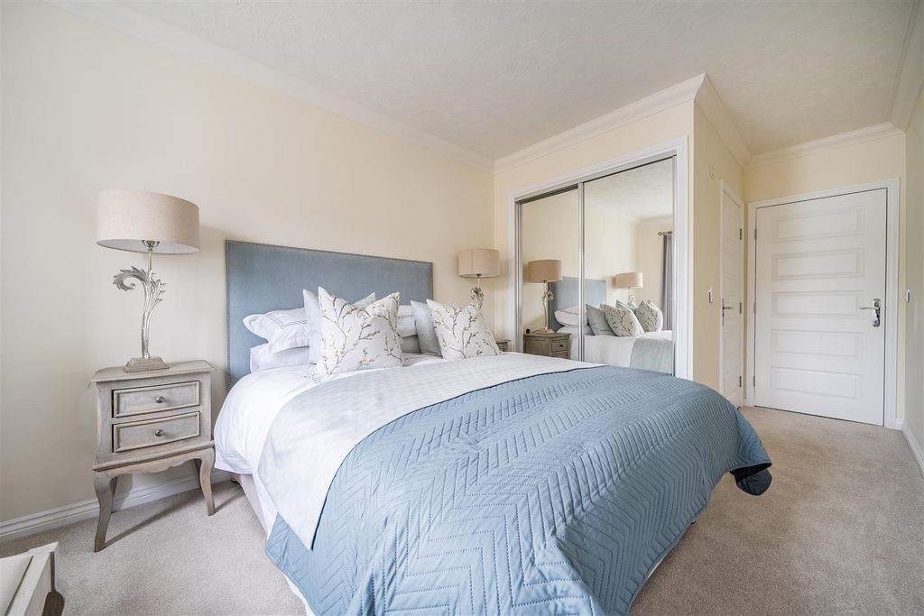 Additional image 7 of 1 bed flat for saleReedham Road, Burnham SL1