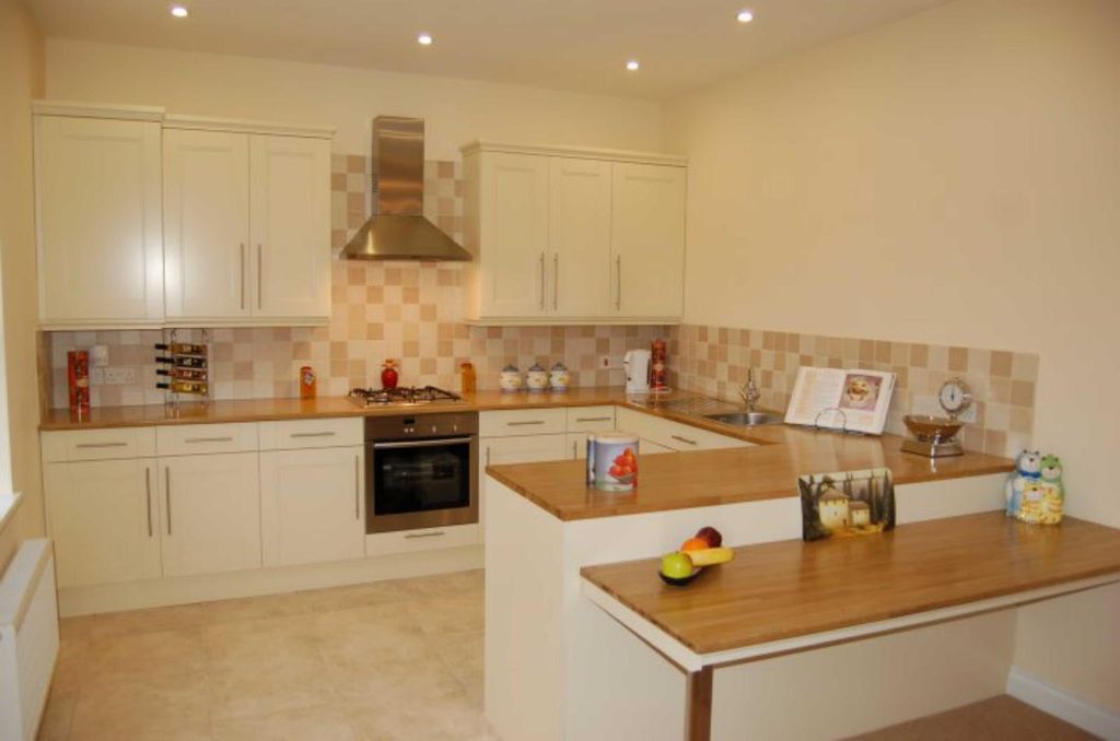 11 bed flat for saleDiddies, Stratton, Bude EX23 photo 2