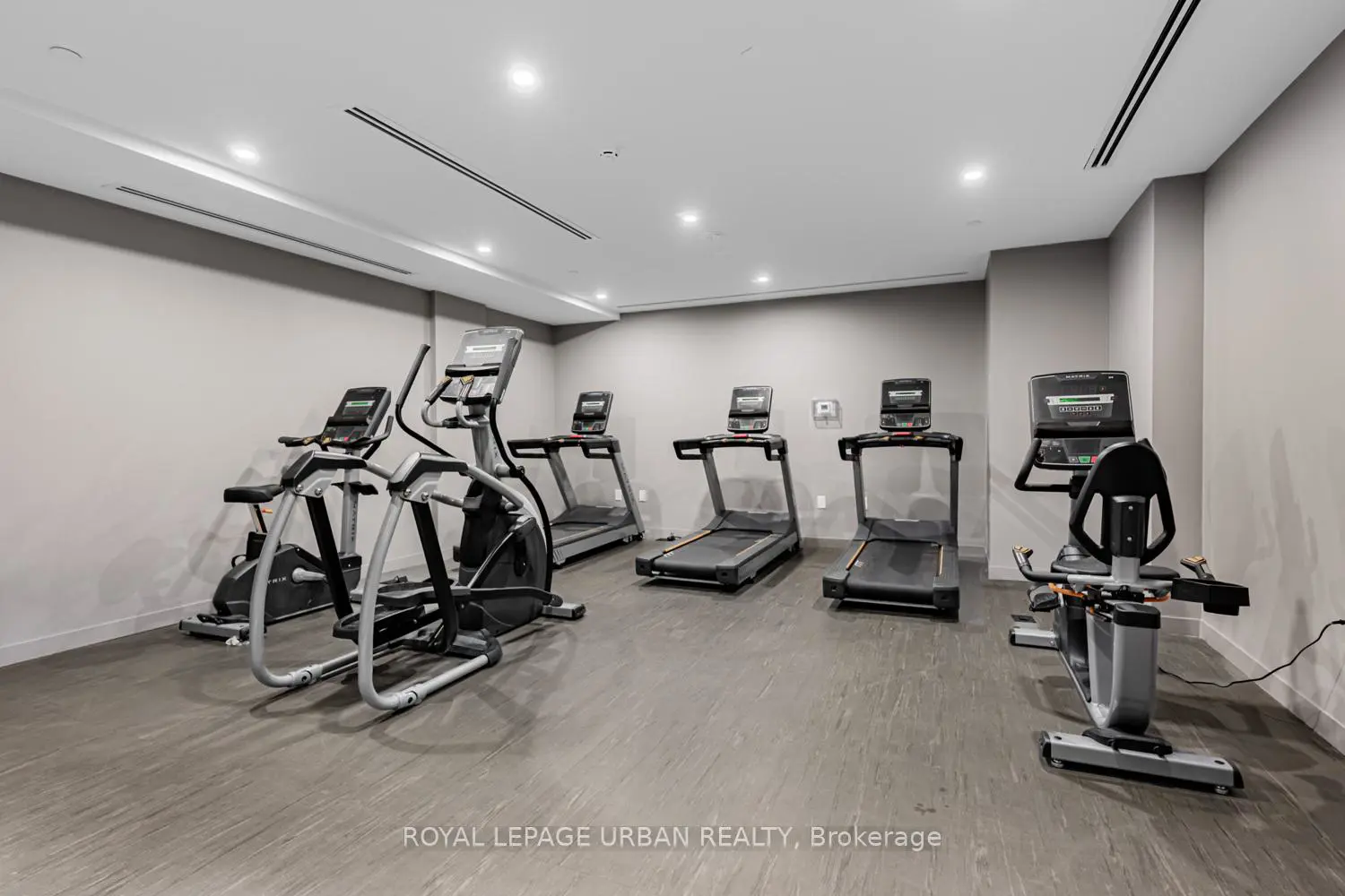 Additional image 15 of 195 Mccaul Street 521