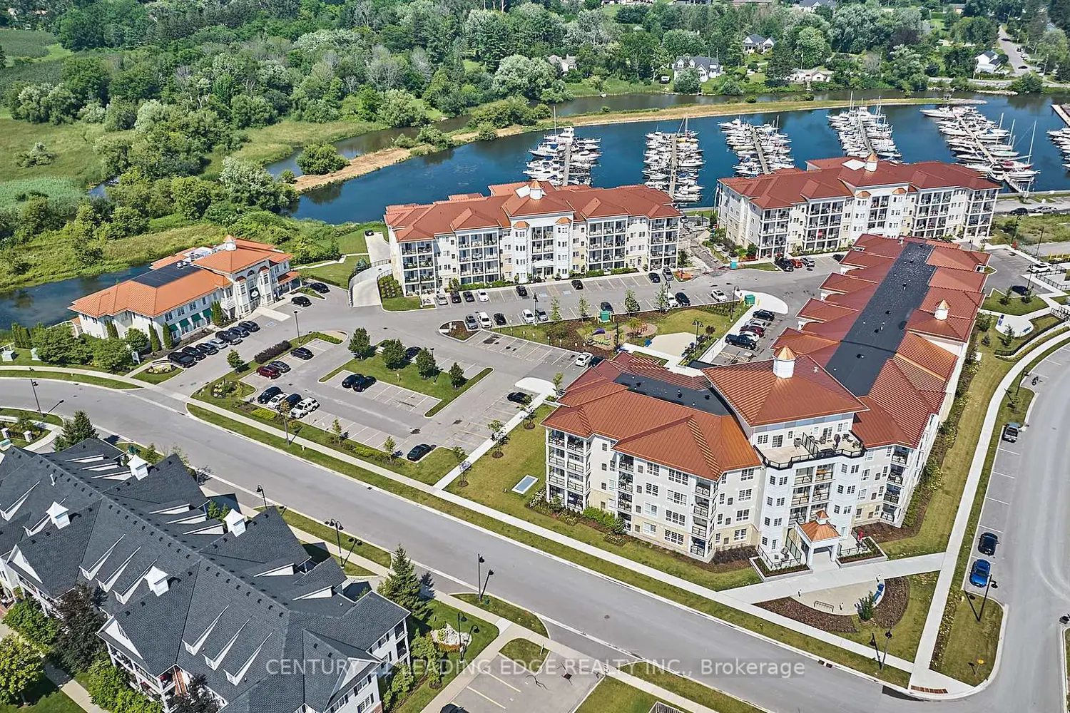 Additional image 3 of 50 Lakebreeze Drive 105