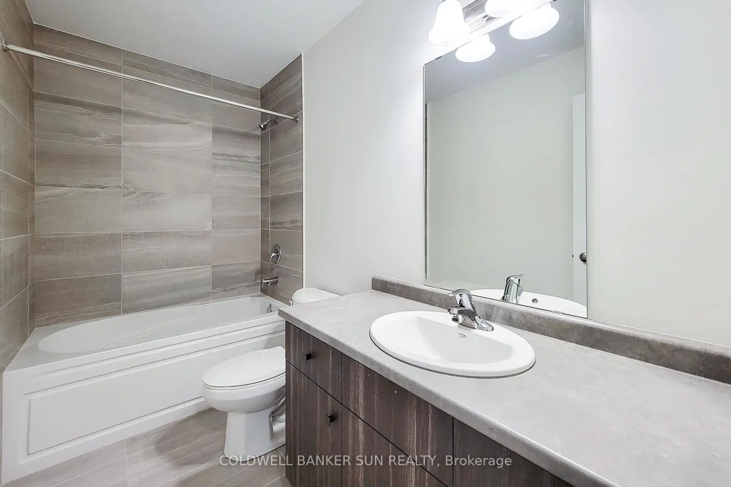 Additional image 17 of 7 Roxanne Drive