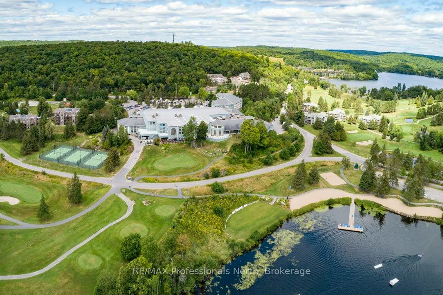 Additional image 10 of 1235 Deerhurst Drive 52-308