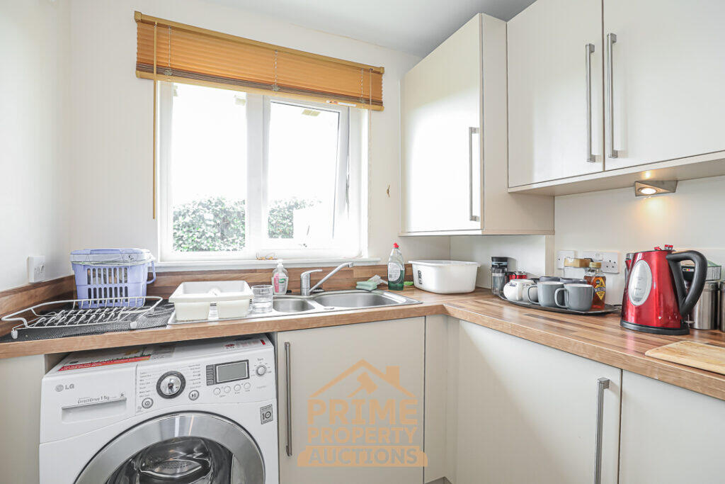 Additional image 2 of montrose