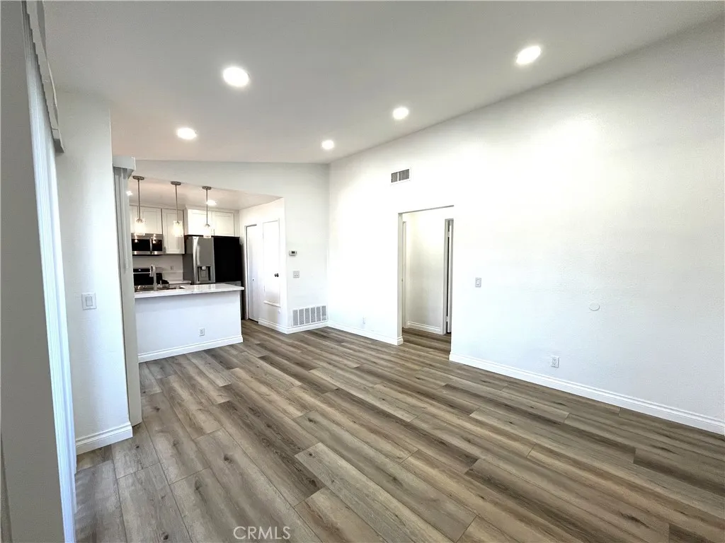 Additional image 20 of 14030 McClure Avenue Unit 208, Paramount, CA 90723
