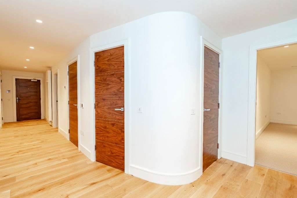 Additional image 16 of 3 bed flat for saleFlat 4, 9 Barnton Avenue West, Edinburgh EH4