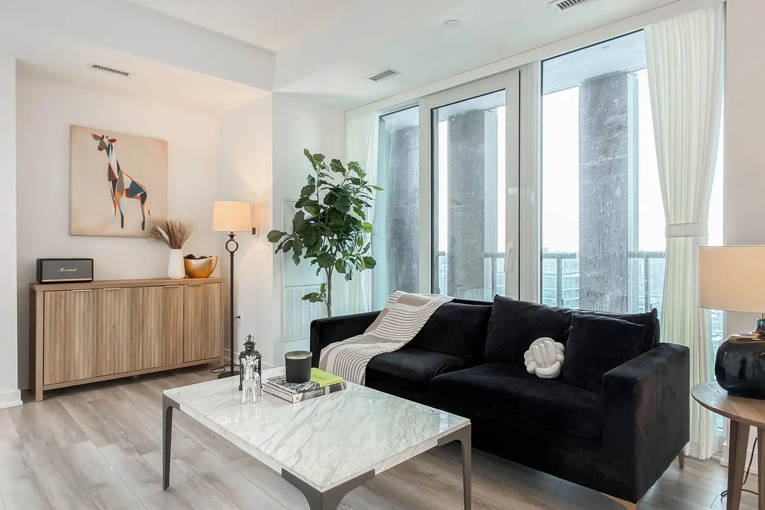 Additional image 7 of 238 Simcoe Street 3709