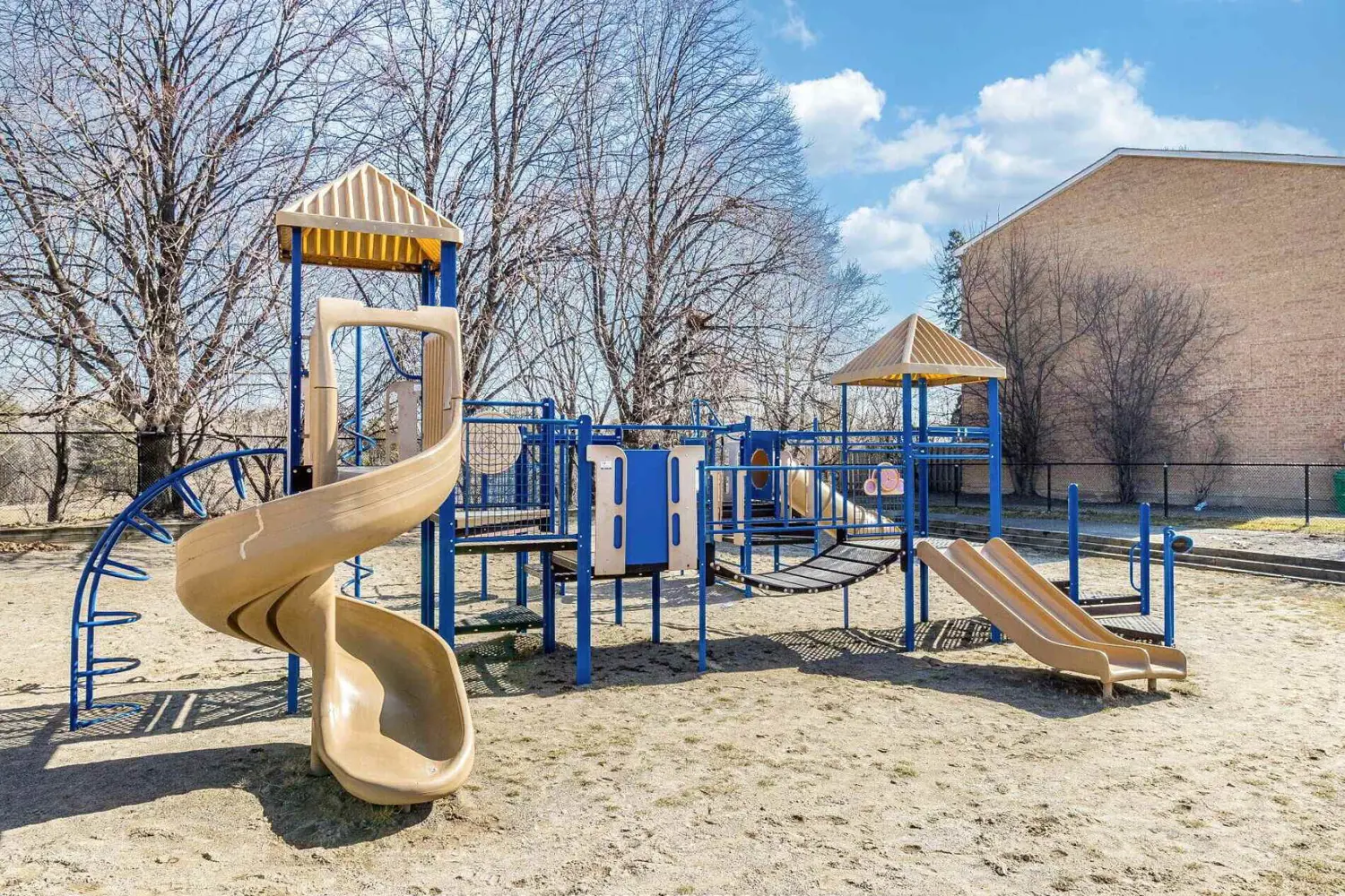 Additional image 20 of 5 Moregate Crescent