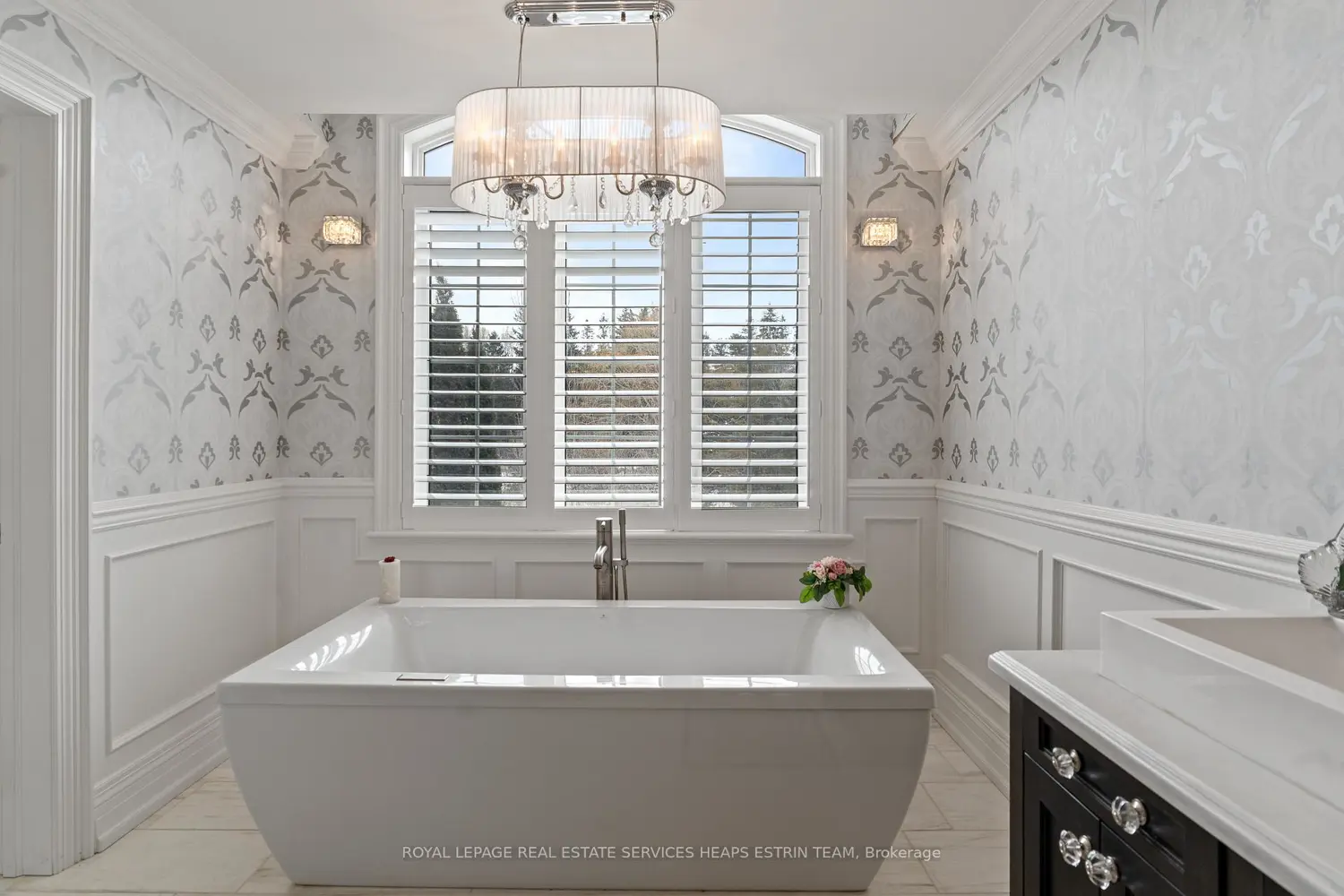 Additional image 7 of 206 Churchill Avenue