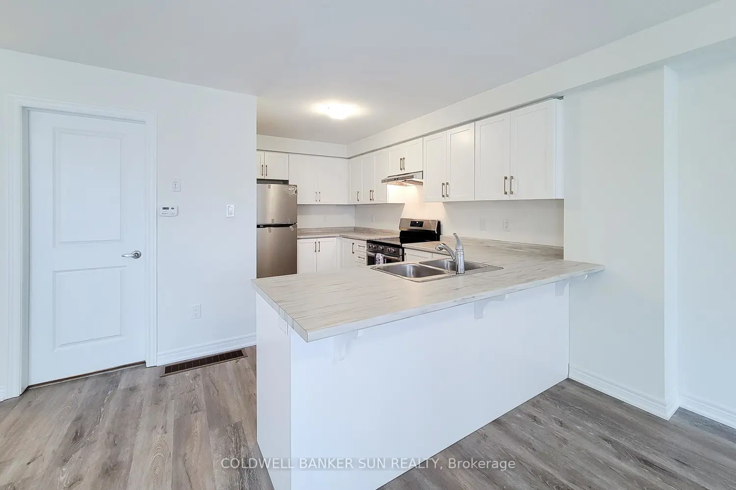 Additional image 6 of 7 Roxanne Drive