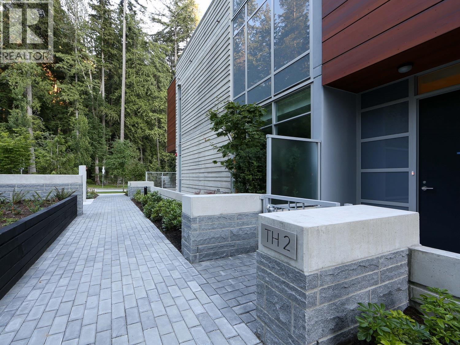 TH2 3355 BINNING ROAD