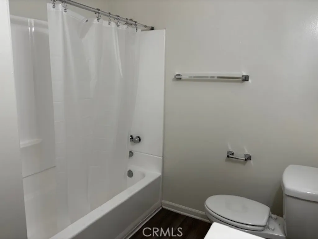 Additional image 10 of 12425 Harris Ave Unit 2, Lynwood, CA 90262