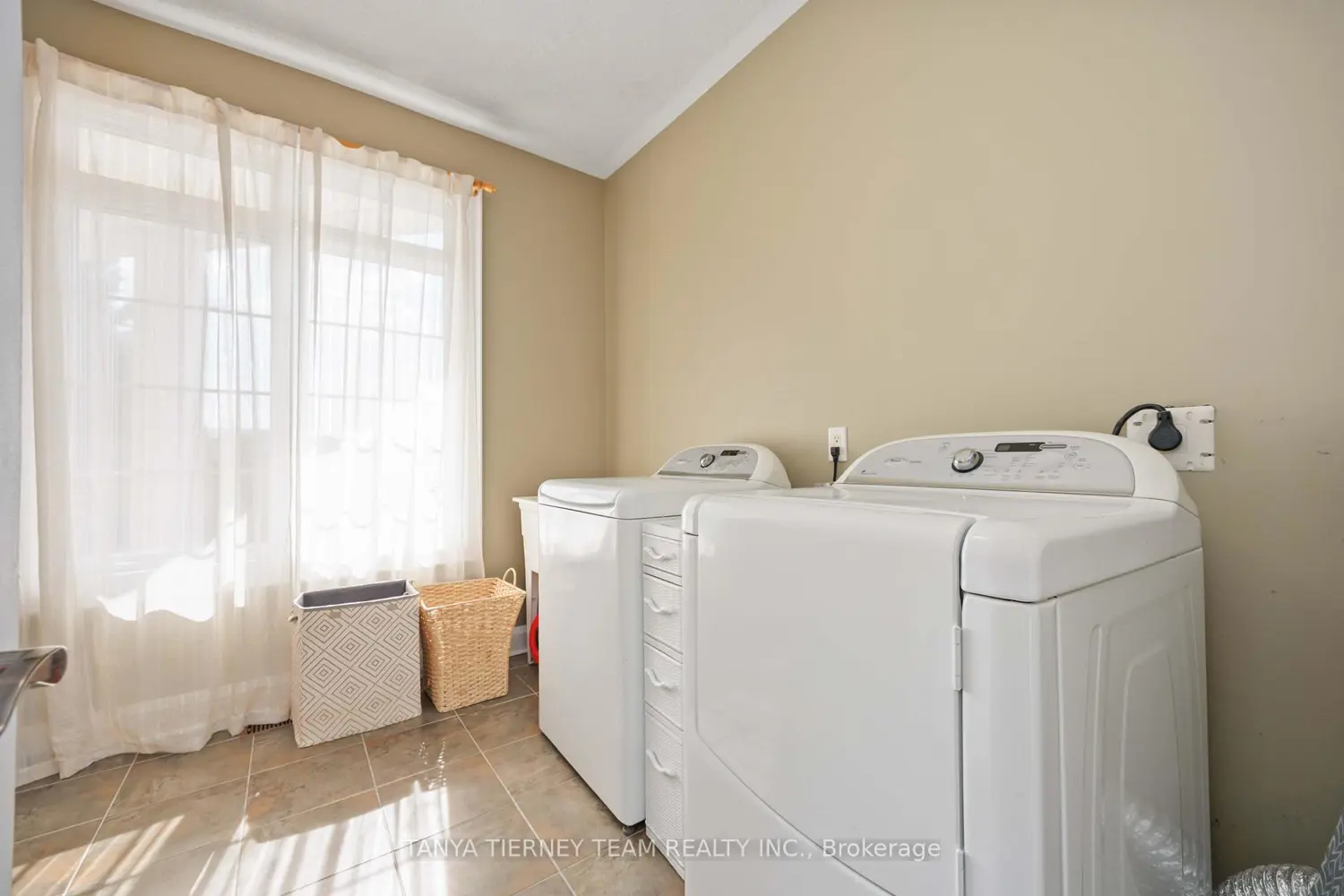 Additional image 10 of 1277 Townline Road