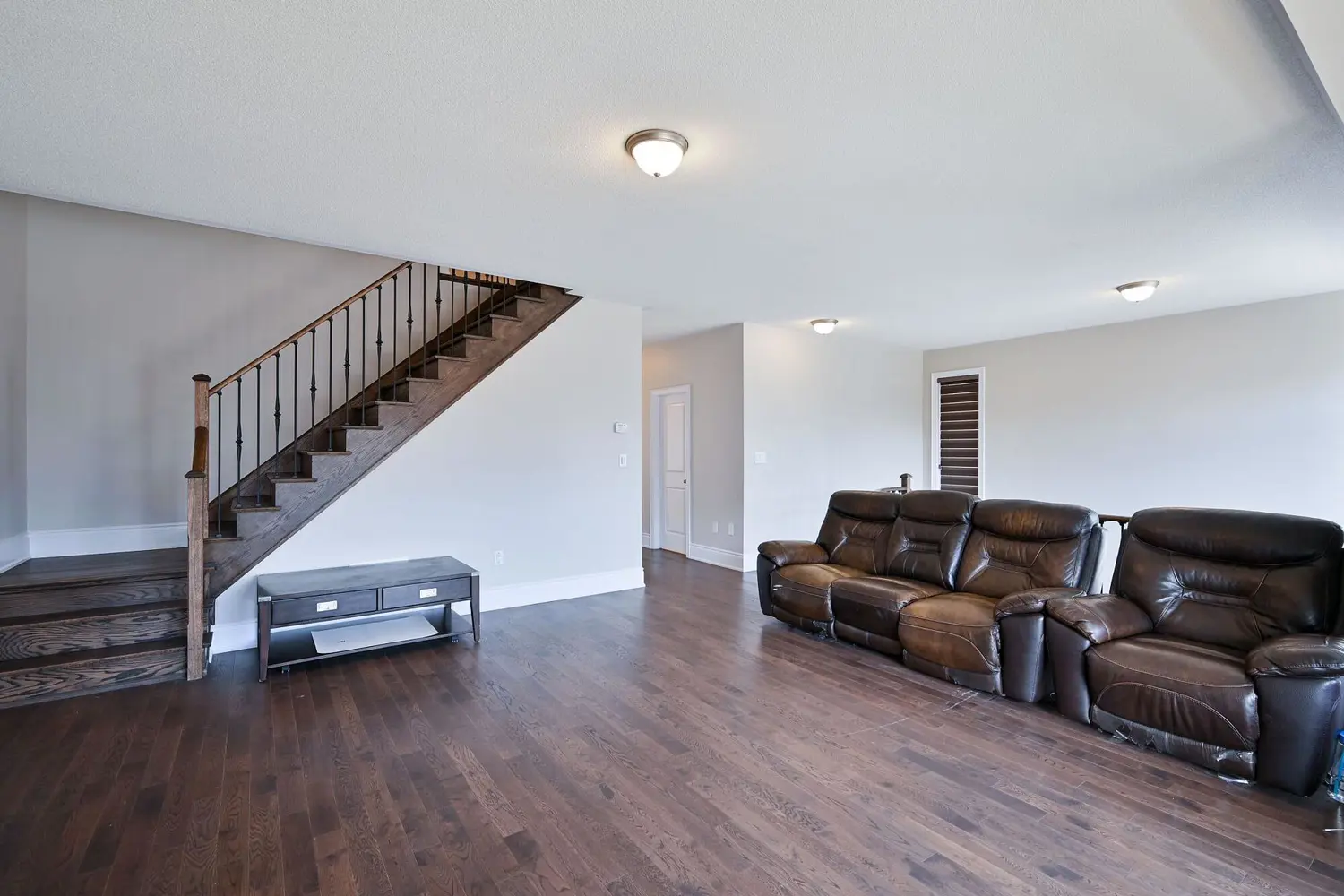 Additional image 8 of 12 Junior Road