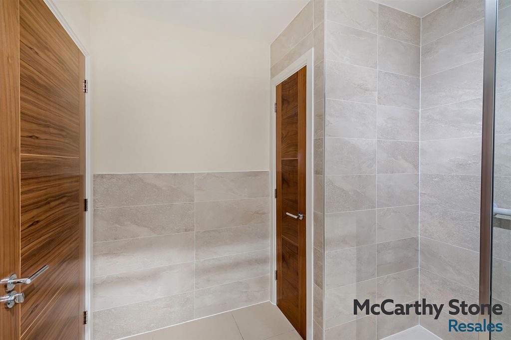 Additional image 11 of 2 bed flat for saleStapleton Court, Waller Grove, Swanland HU14