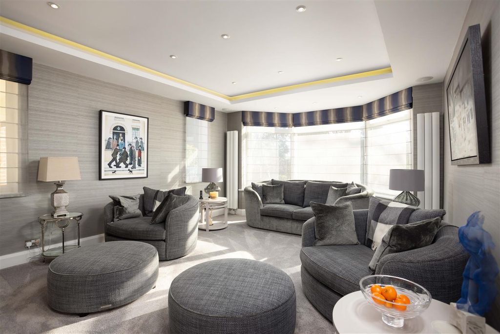 Additional image 7 of 6 bed detached house for saleSandmoor Avenue, Alwoodley, Leeds LS17