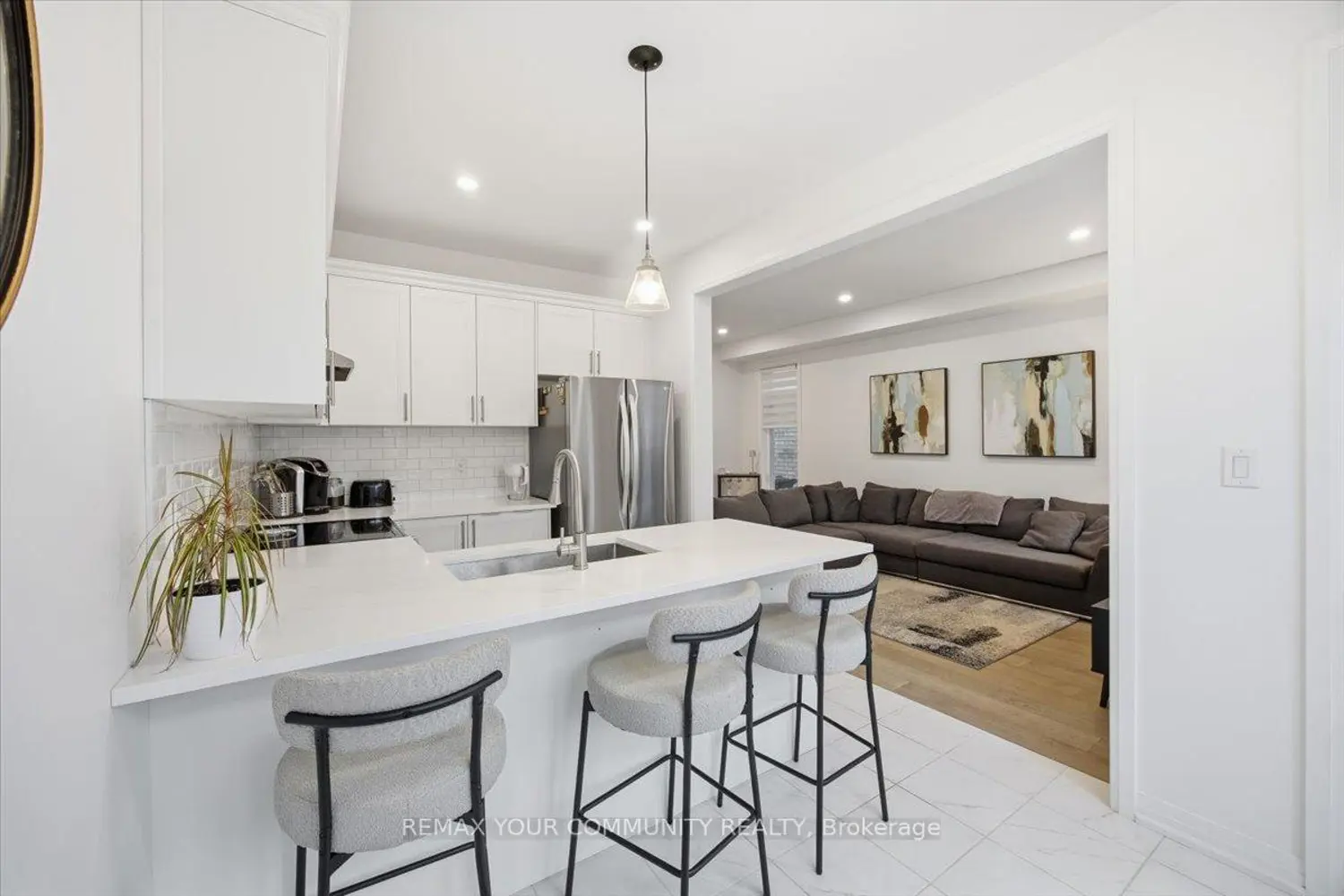 Additional image 8 of 76 Sagewood Avenue