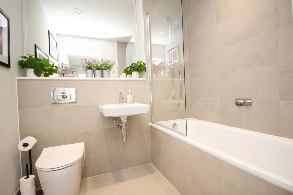 Additional image 9 of 2 bed flat for saleStation Road, Padstow PL28
