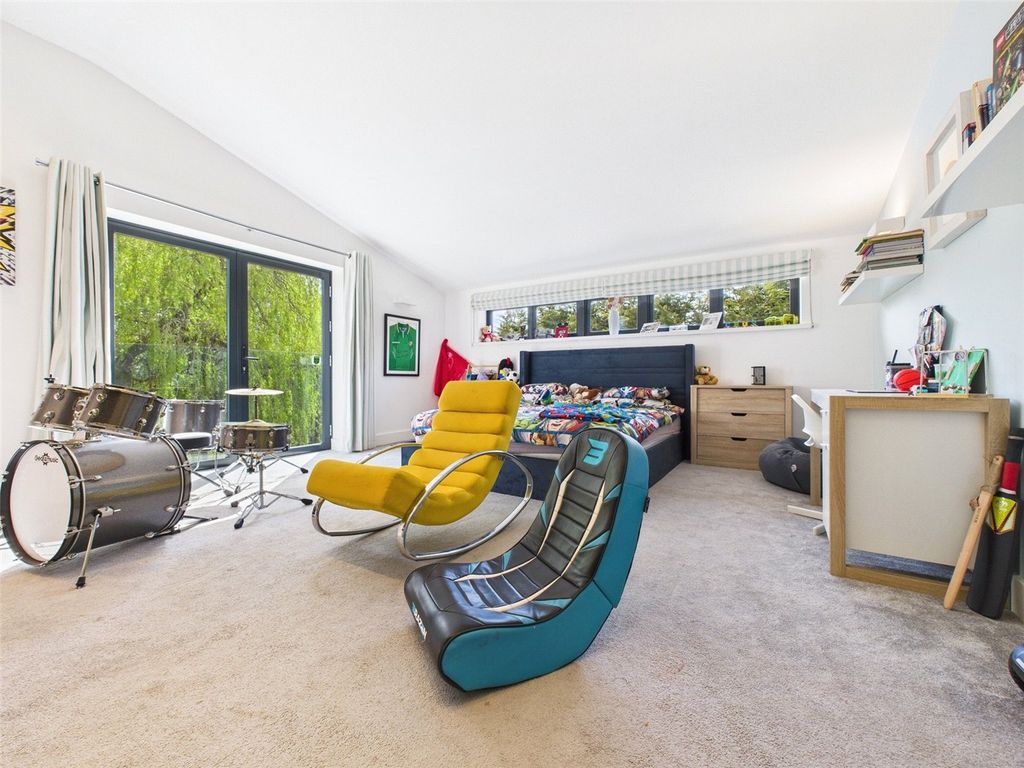 Additional image 18 of 5 bed detached house for saleAshford Hill Road, Headley, Thatcham, Hampshire RG19