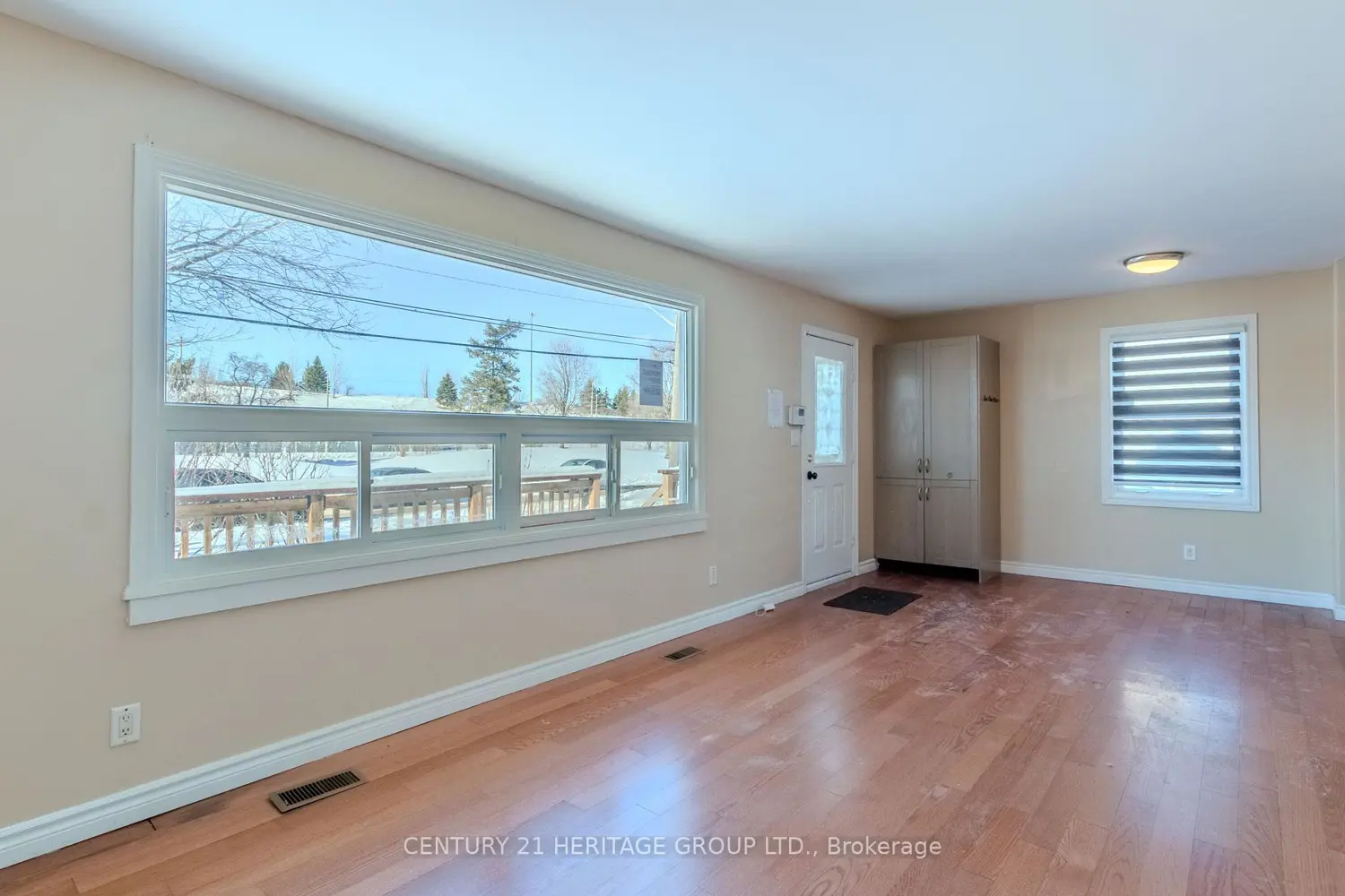 Additional image 5 of 2232 Queensway Drive