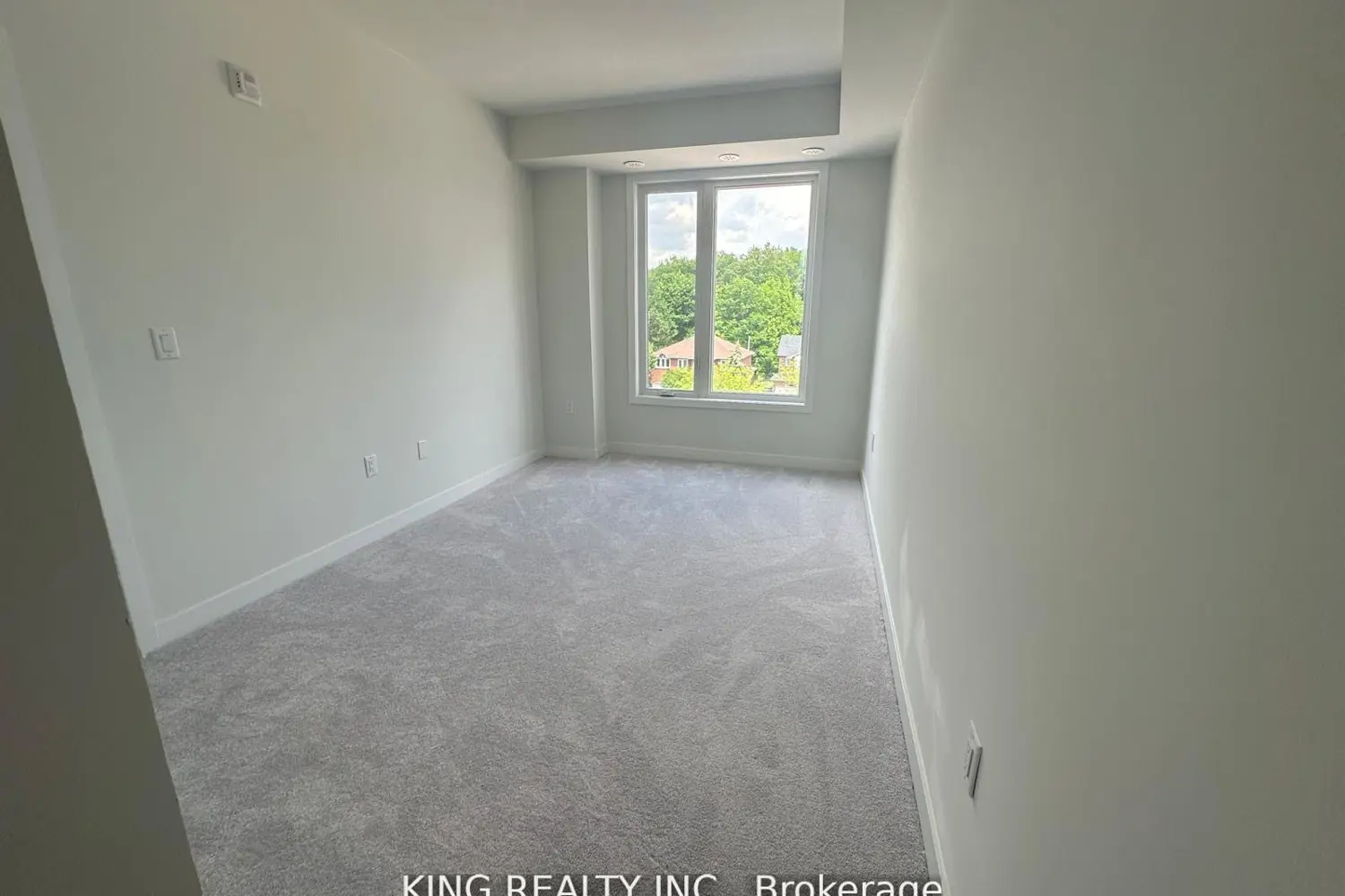 Additional image 4 of 3566 Colonial Drive 15