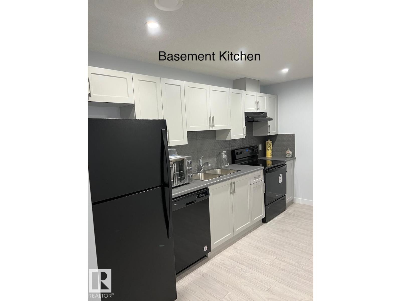 #BSMT 16660 32 AV SW