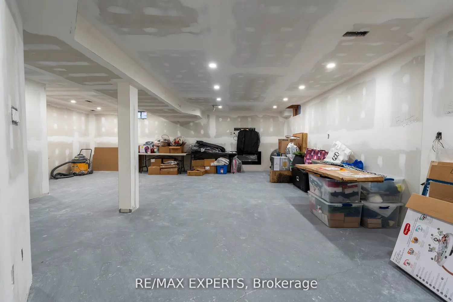 Additional image 15 of 1430 Farrow Crescent