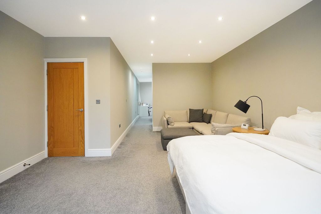 Additional image 16 of 5 bed detached house for saleBroomgrove Road, Sheffield S10