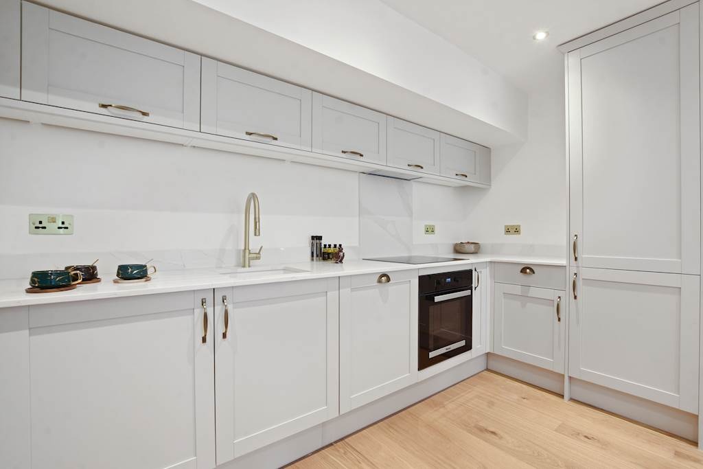 Additional image 12 of 2 Bed Flat, Vicarage Gate, W8, N1 7GU