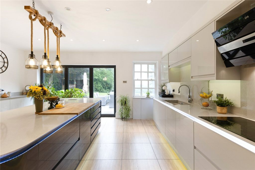 Additional image 28 of 8 bed detached house for salePowdermill Lane, Battle, East Sussex TN33